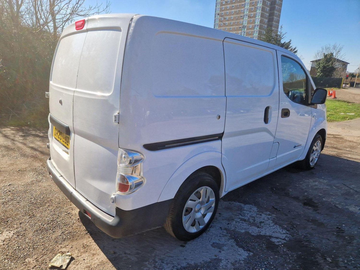 Nissan eNV200