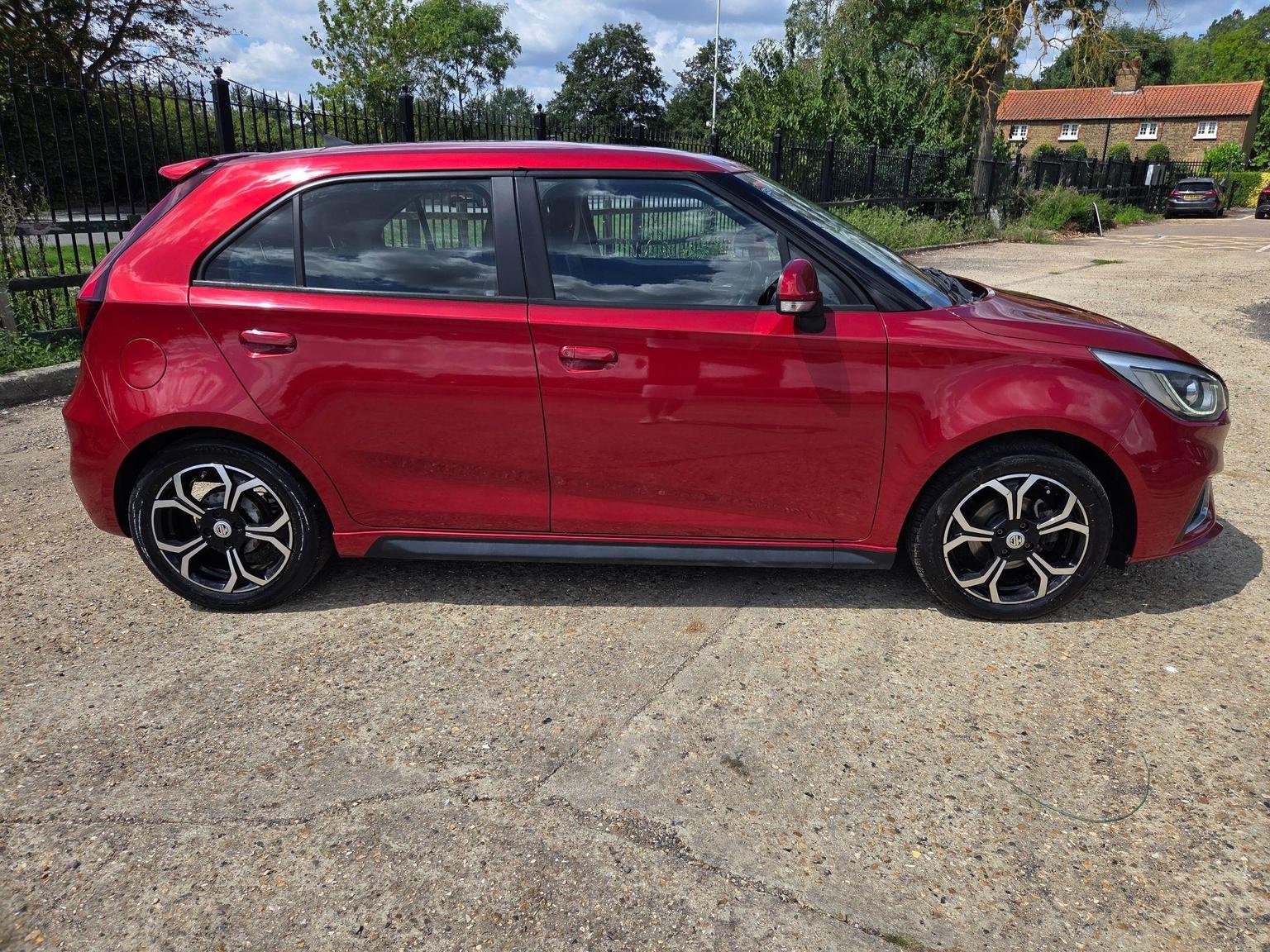 MG 3