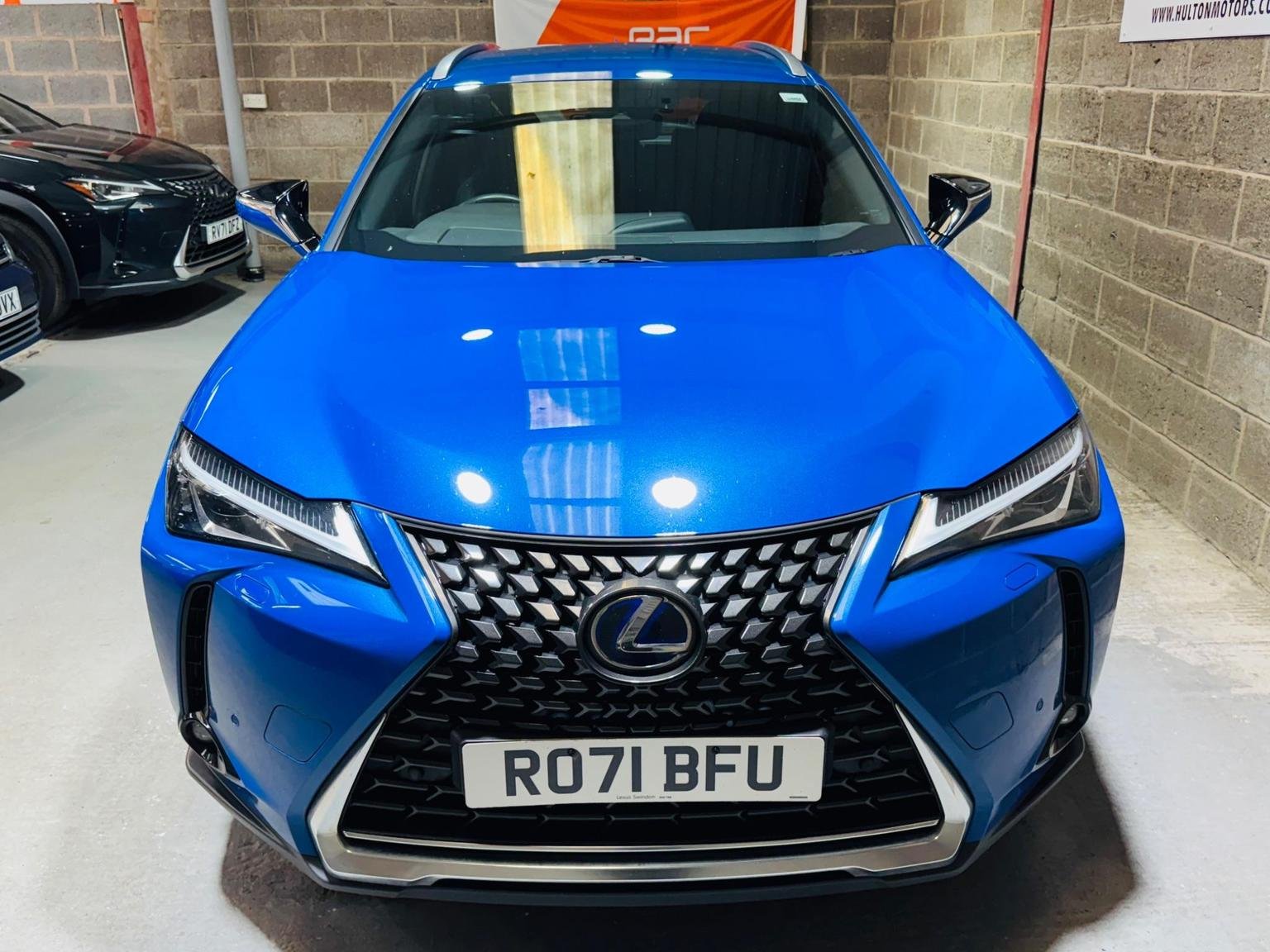 Lexus UX