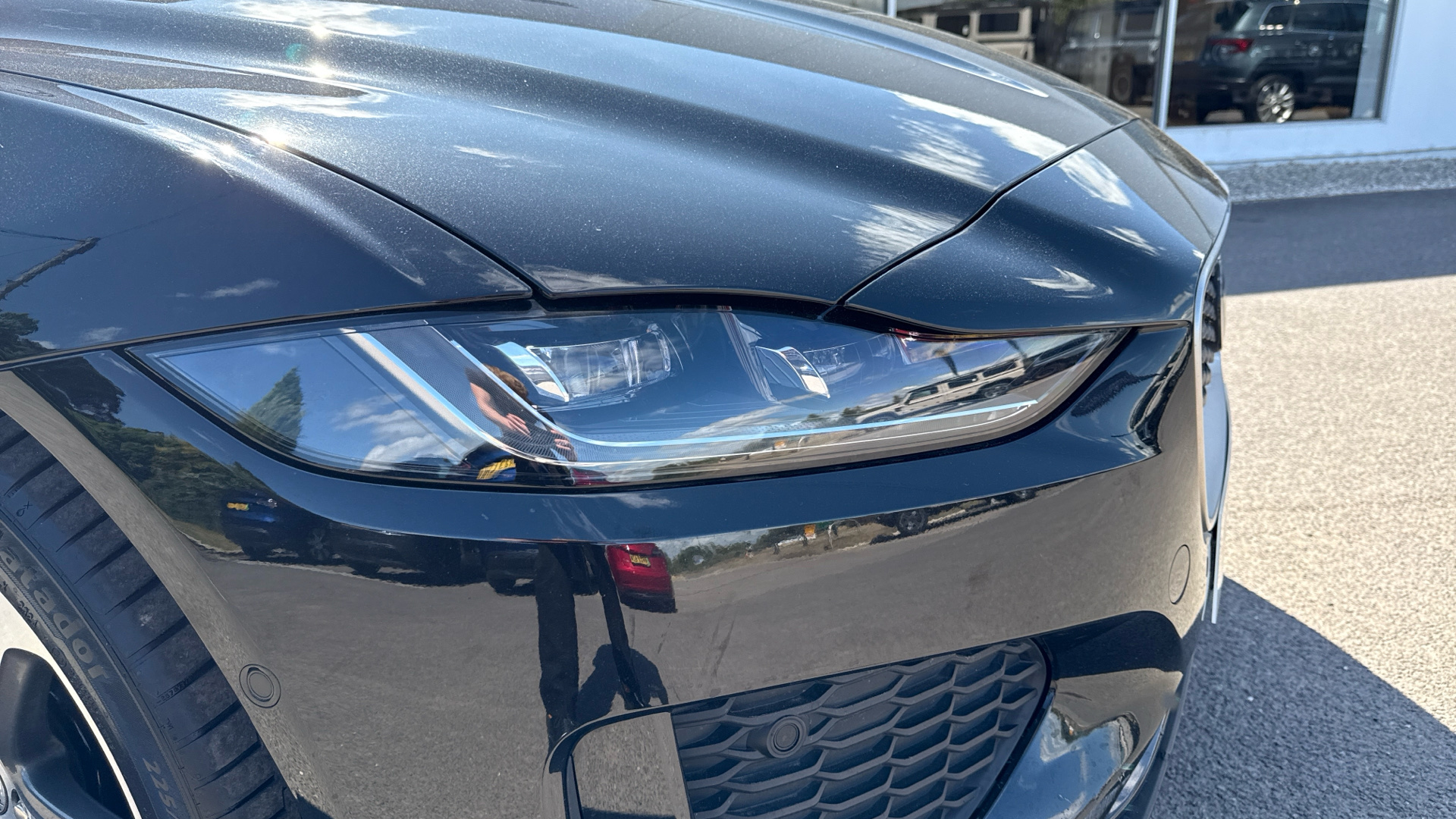Jaguar XE
