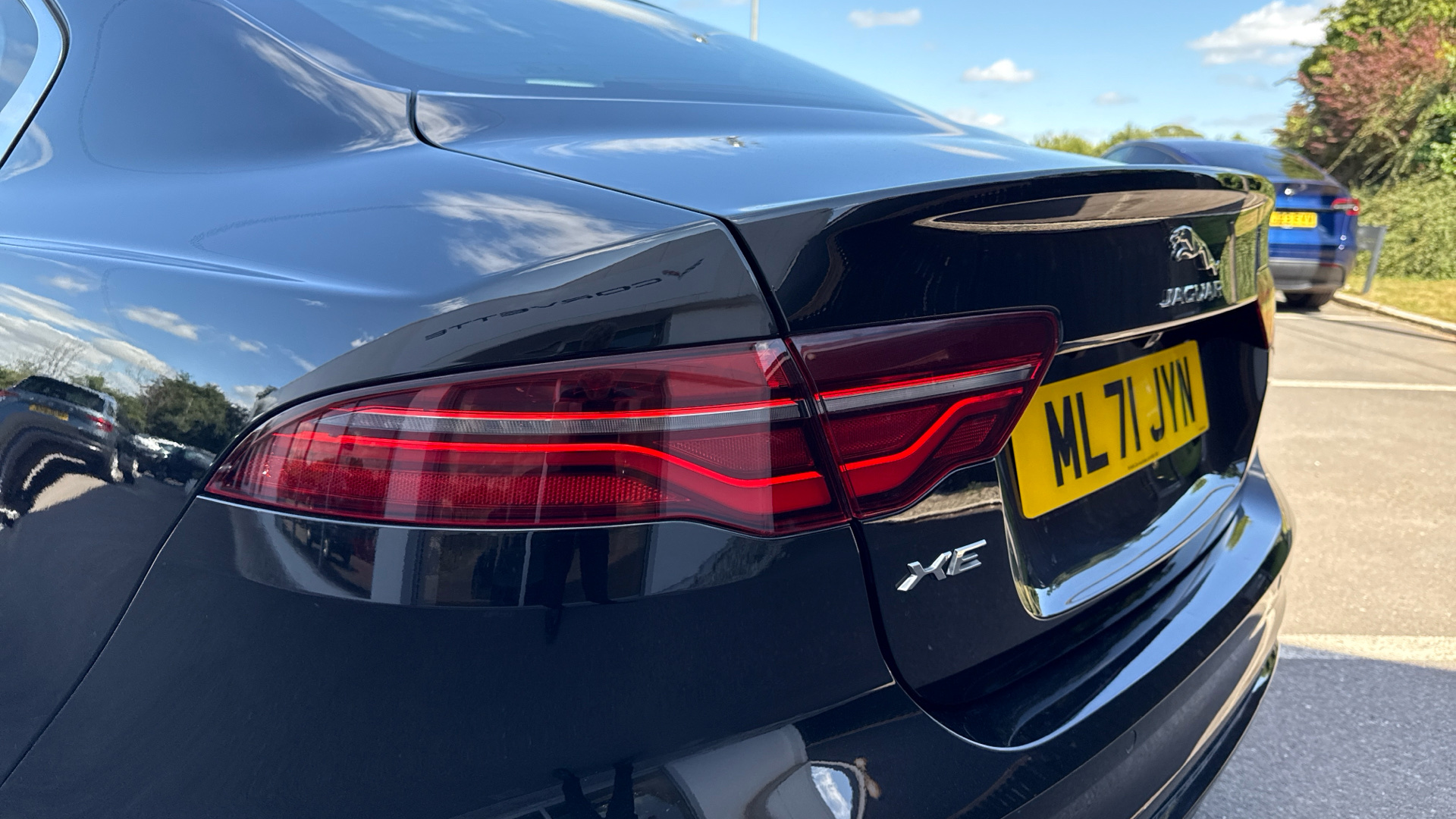 Jaguar XE