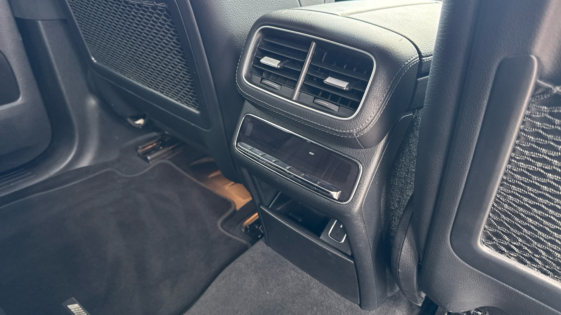 Mercedes Benz GLE-CLASS