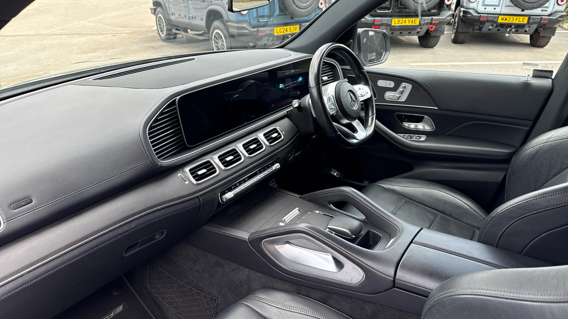 Mercedes Benz GLE-CLASS