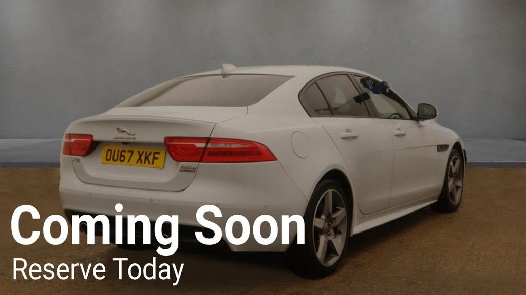 Jaguar XE