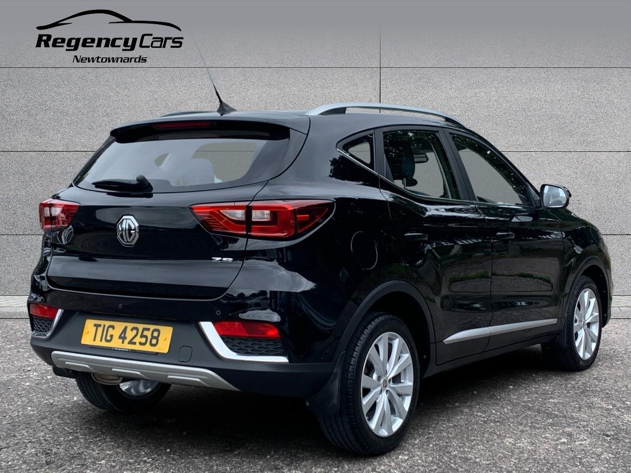 MG ZS