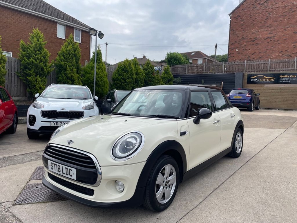 MINI Hatch