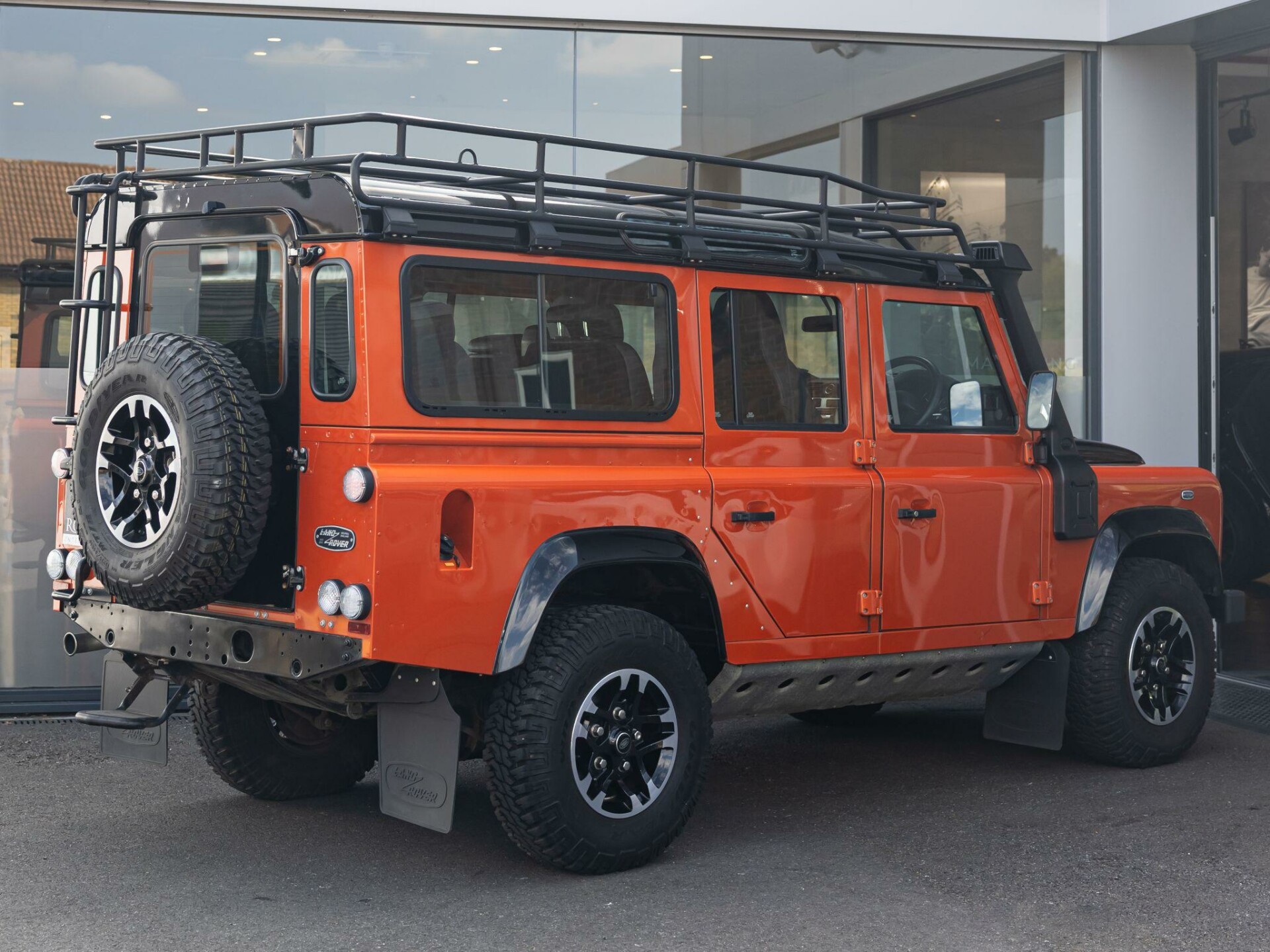 Land Rover 110