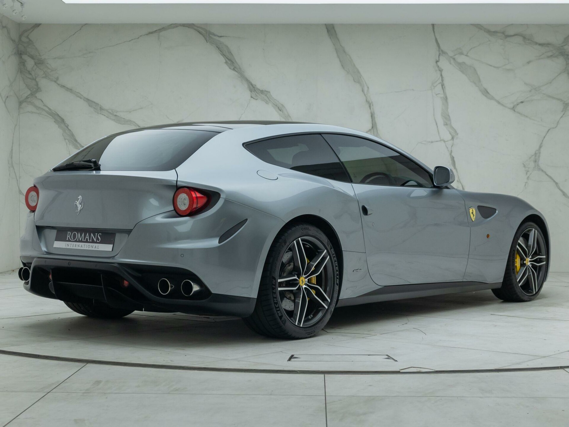 Ferrari FF