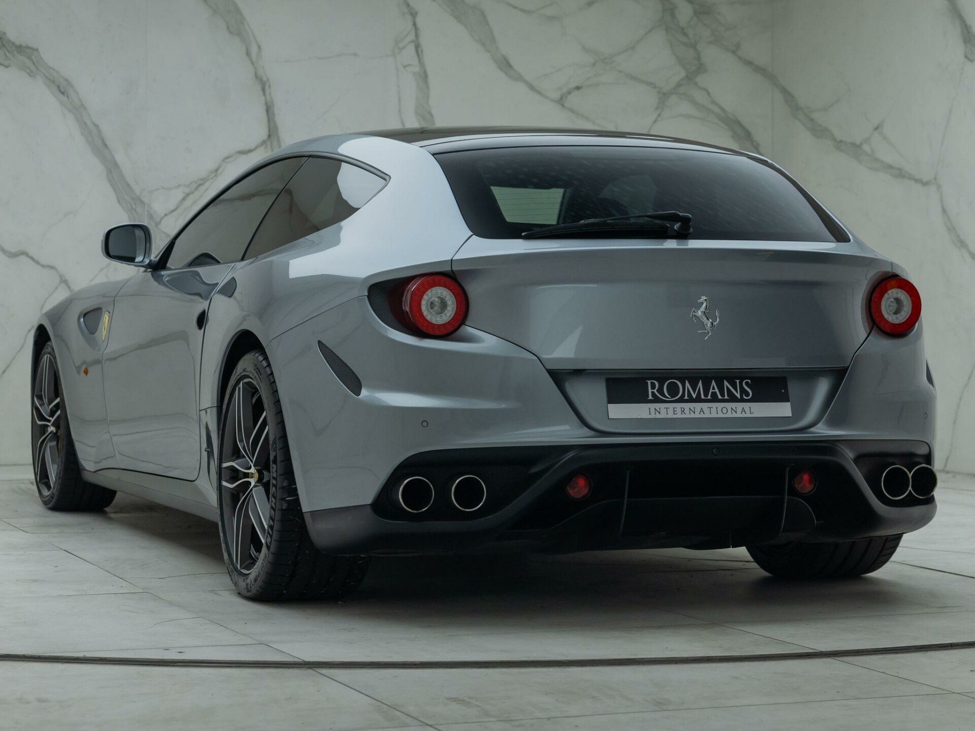 Ferrari FF