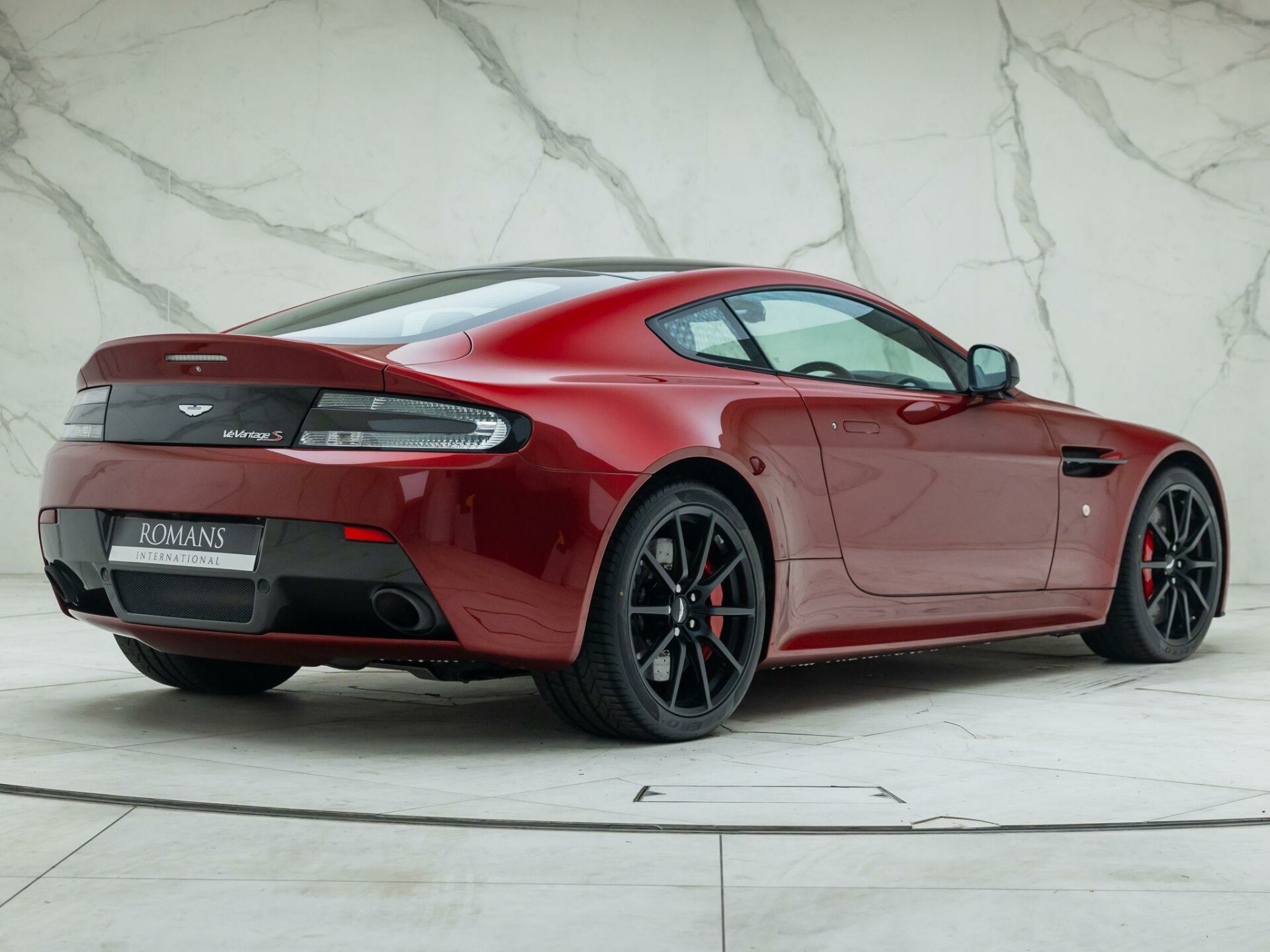 Aston Martin Vantage