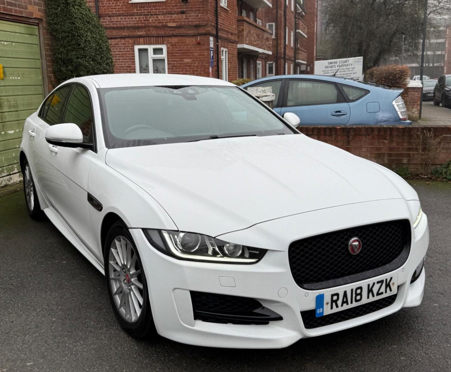Jaguar XE
