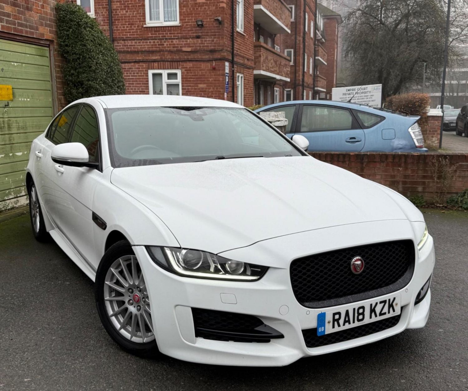 Jaguar XE