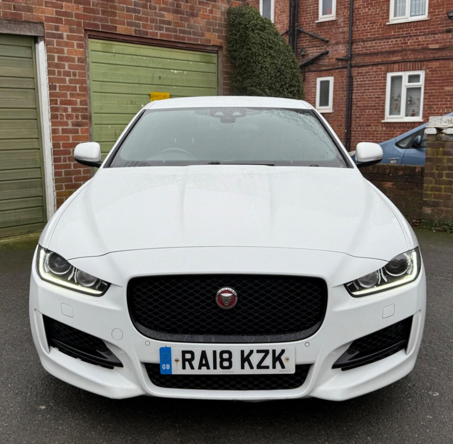 Jaguar XE