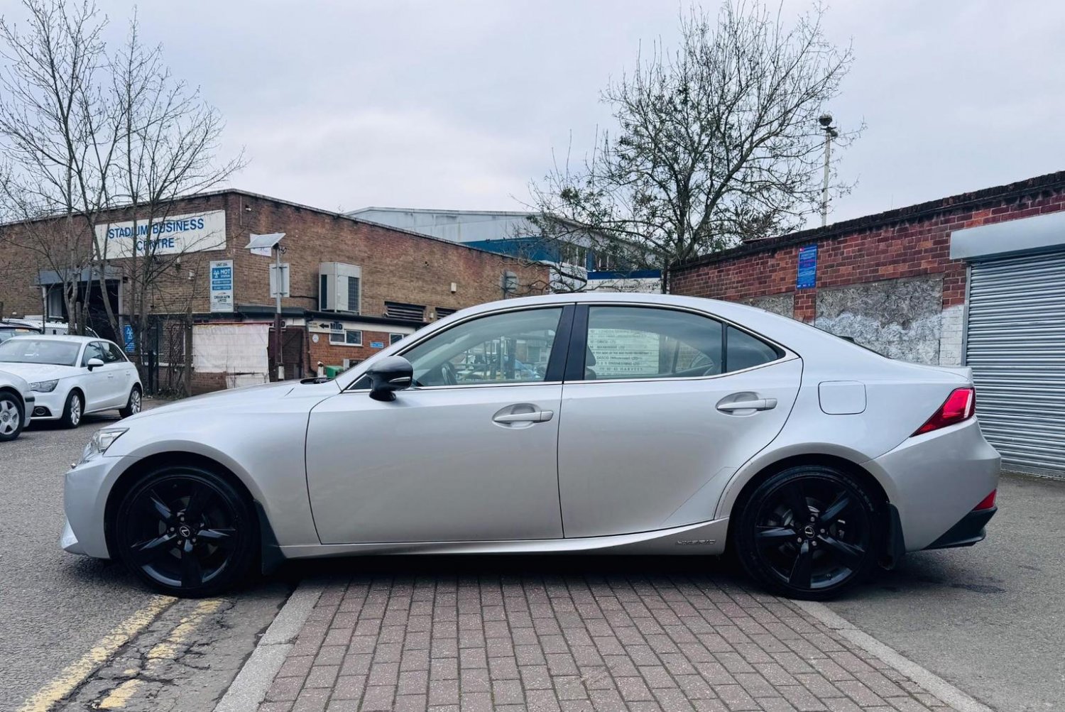 Lexus IS