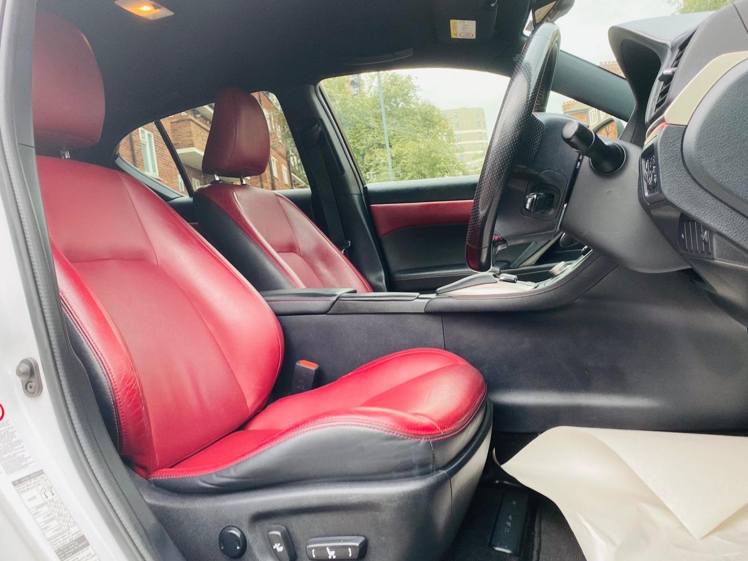 Lexus CT 200h