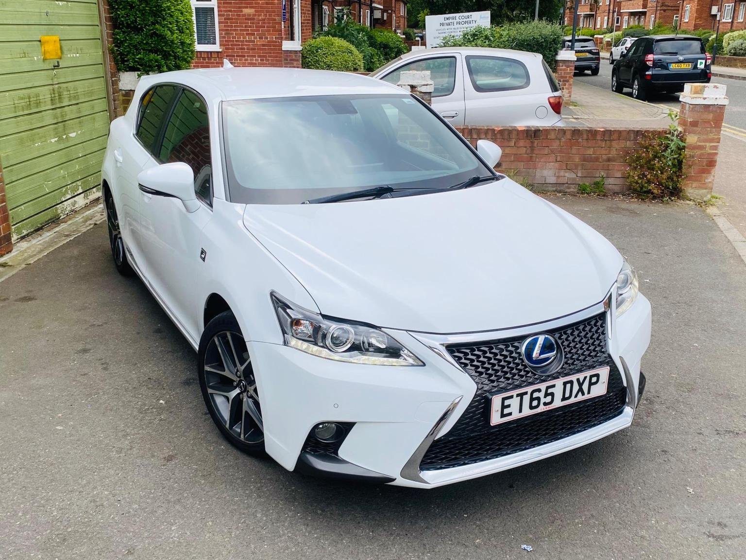 Lexus CT 200h