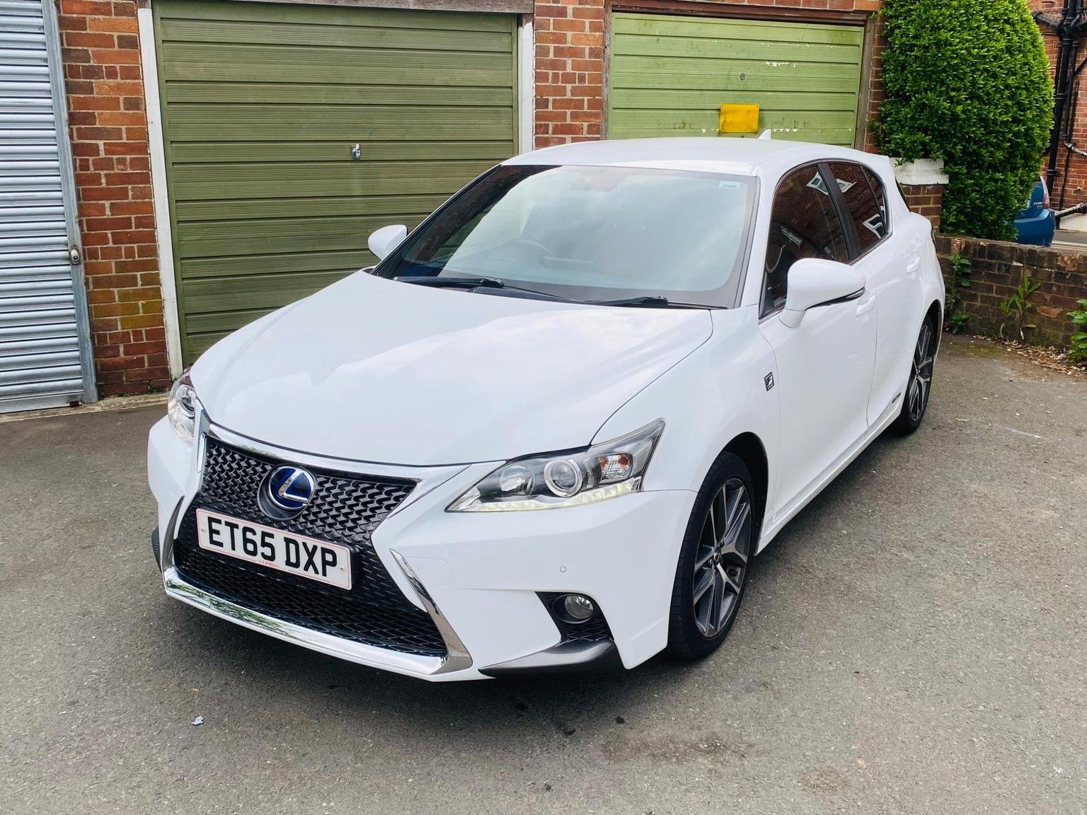 Lexus CT 200h