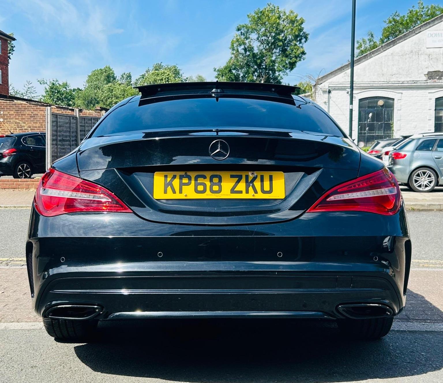 Mercedes Benz CLA