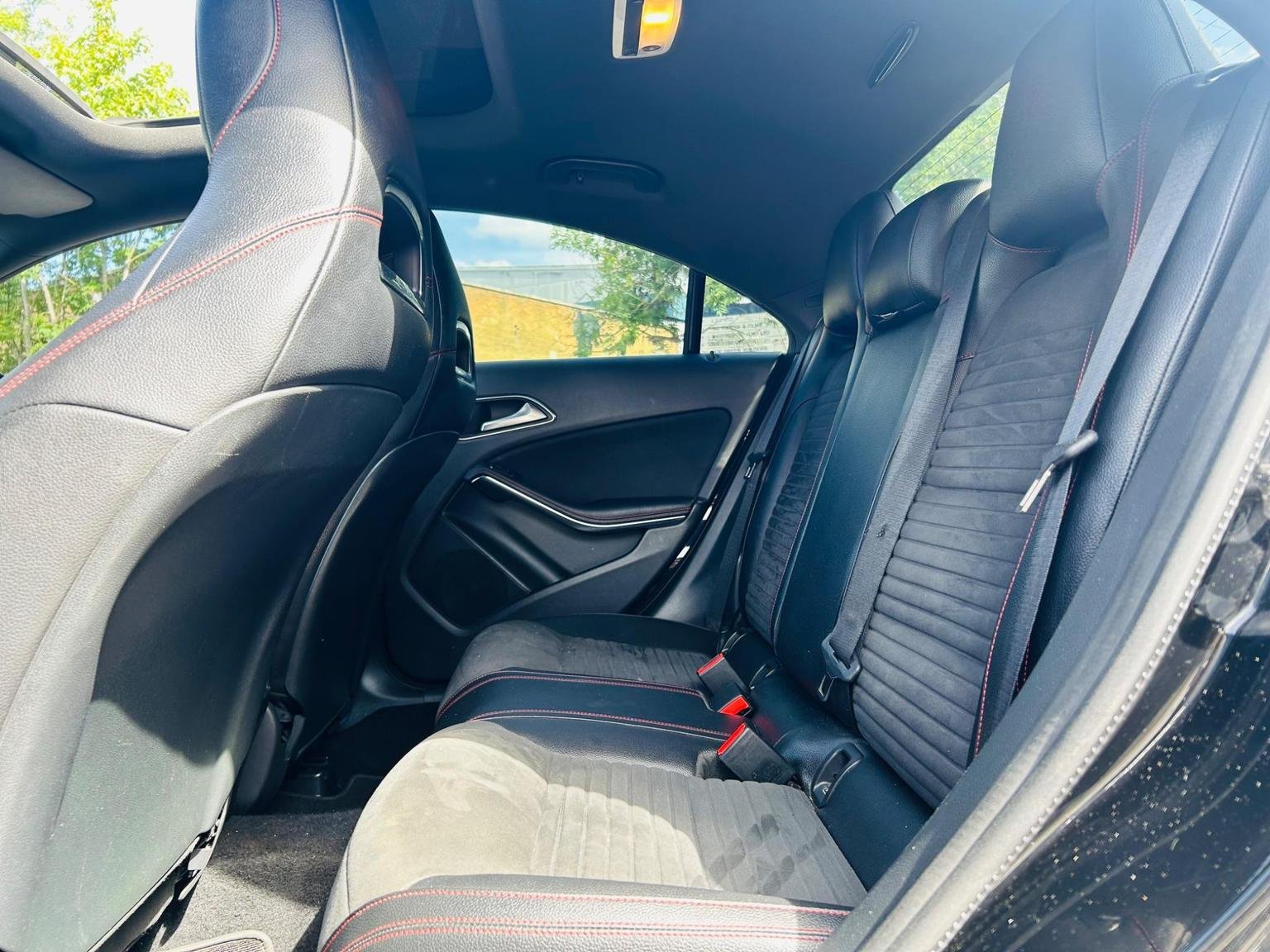 Mercedes Benz CLA
