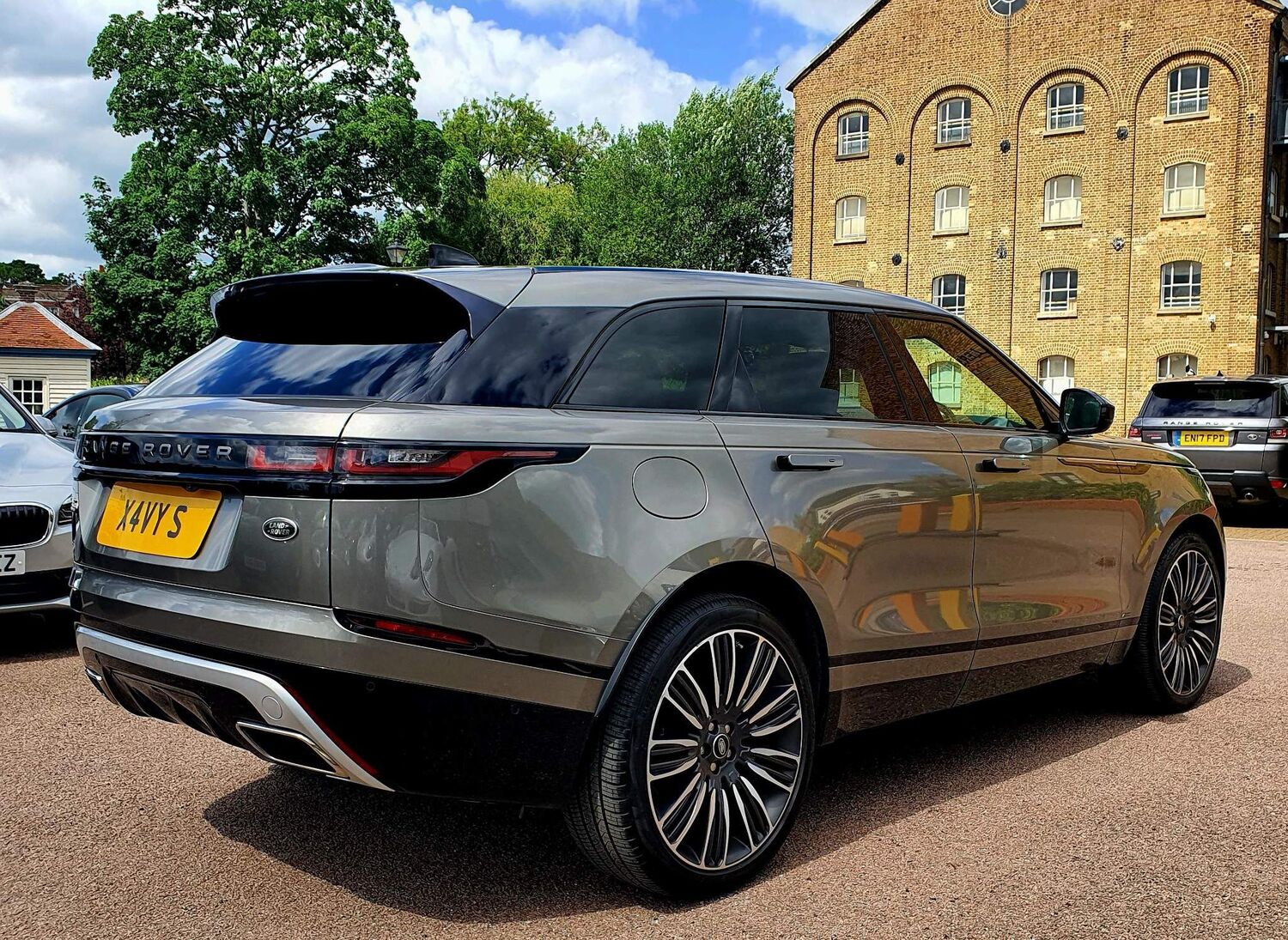 Land Rover Range Rover Velar