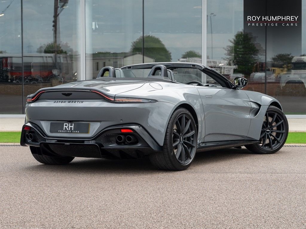 Aston Martin Vantage