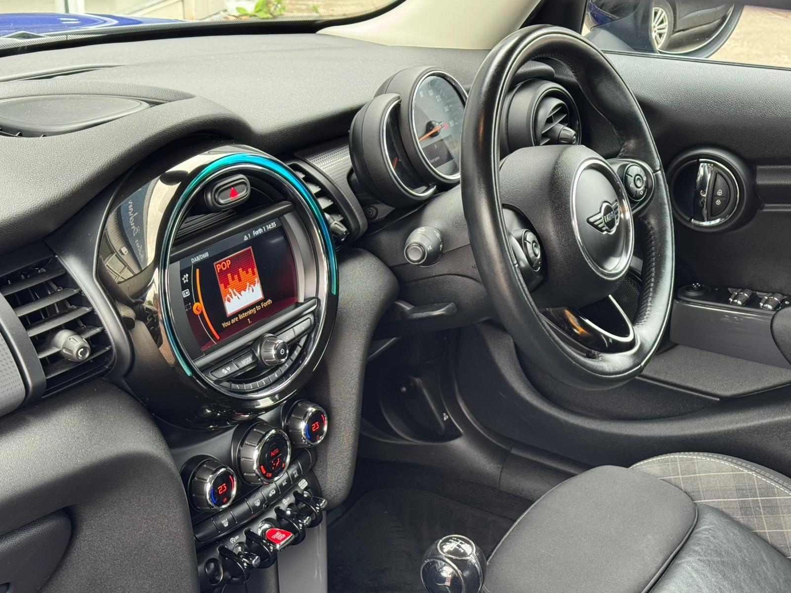 MINI Hatch