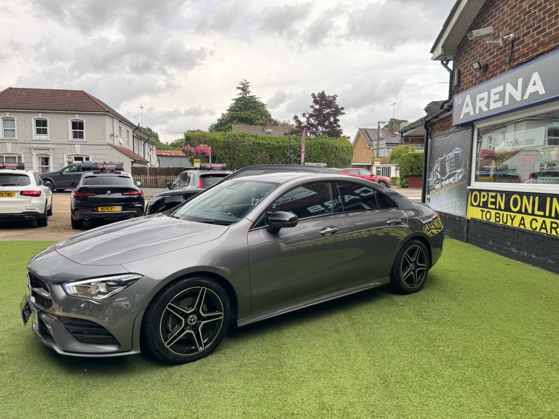Mercedes Benz CLA