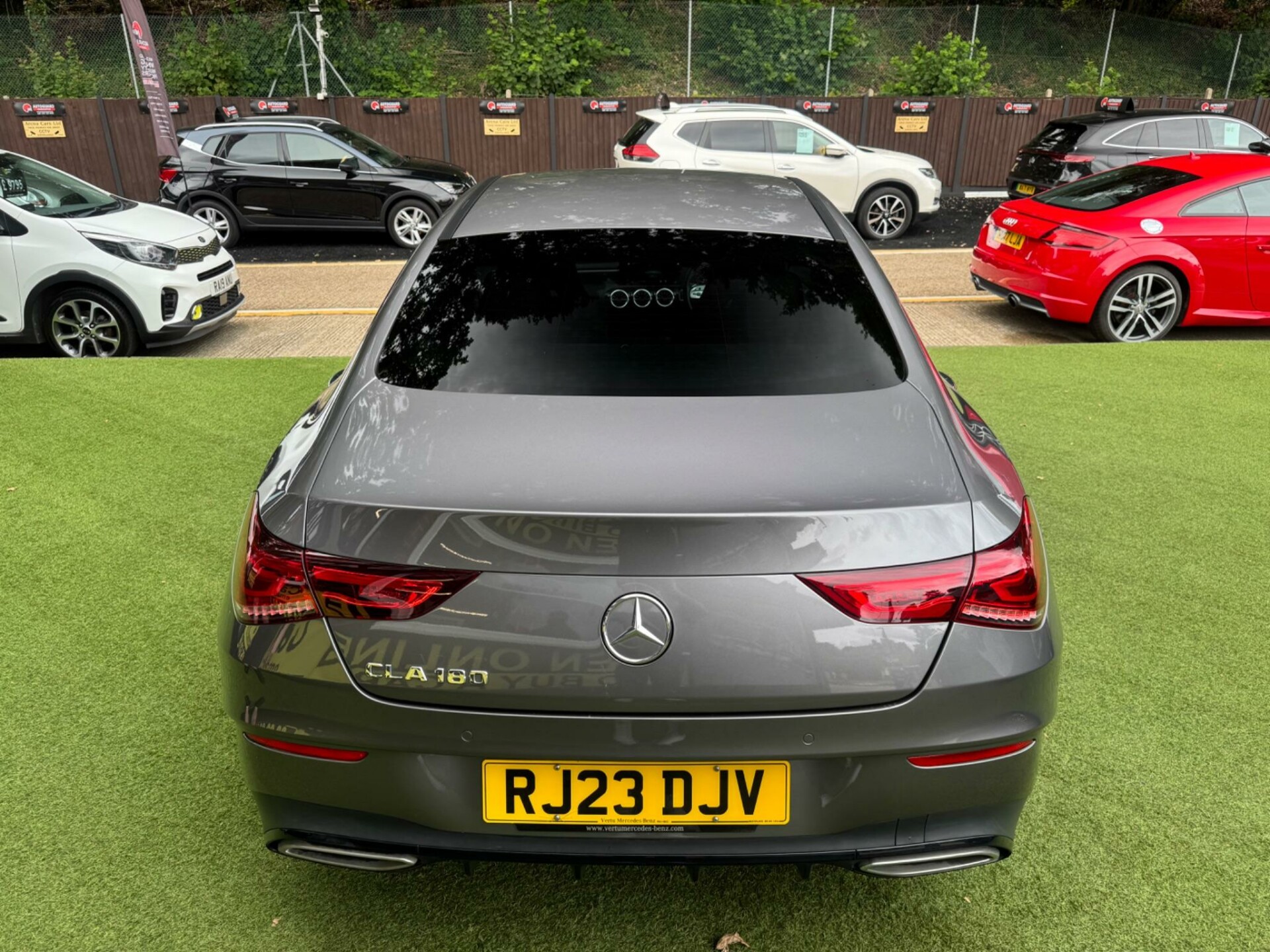 Mercedes Benz CLA