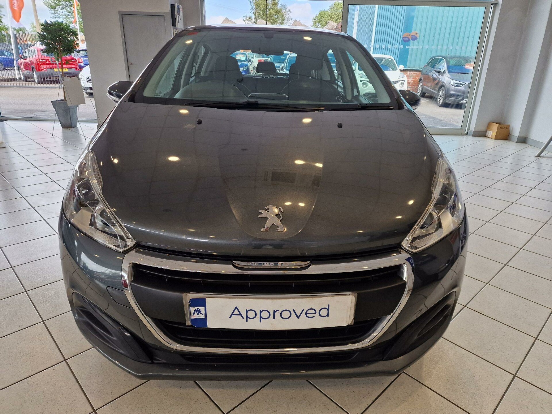 Peugeot 208