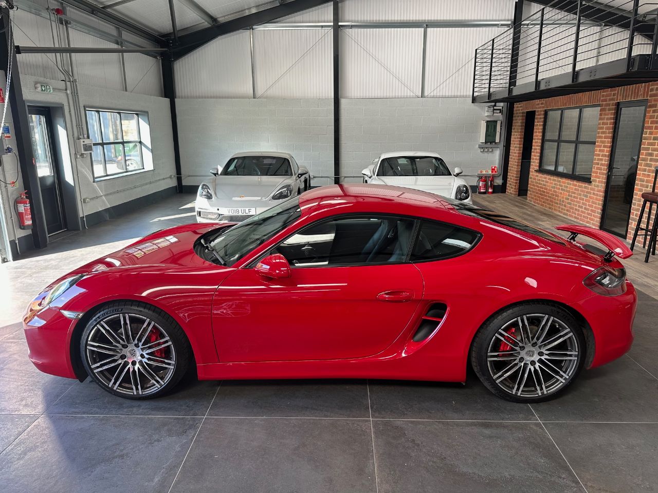 Porsche Cayman