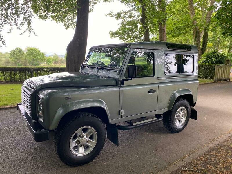 Land Rover Defender