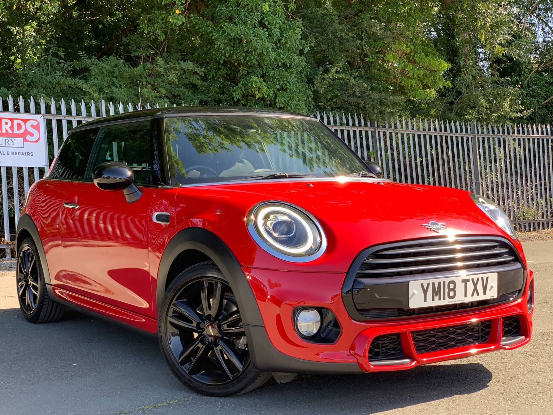 MINI Hatch