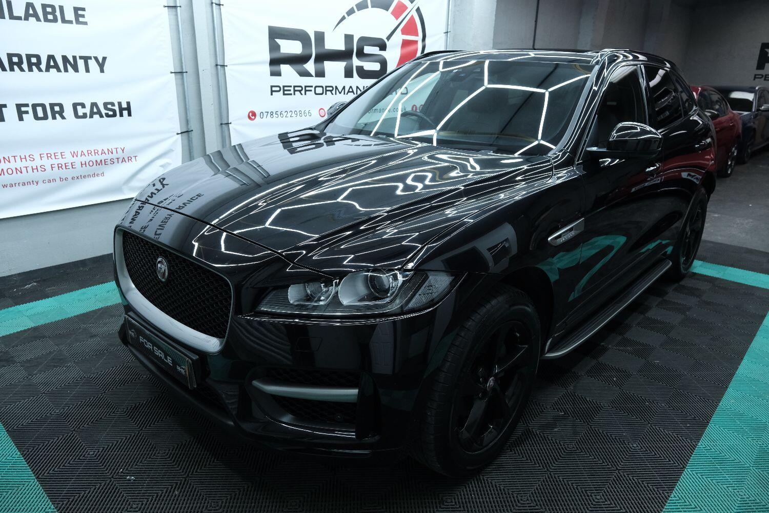 Jaguar F Pace