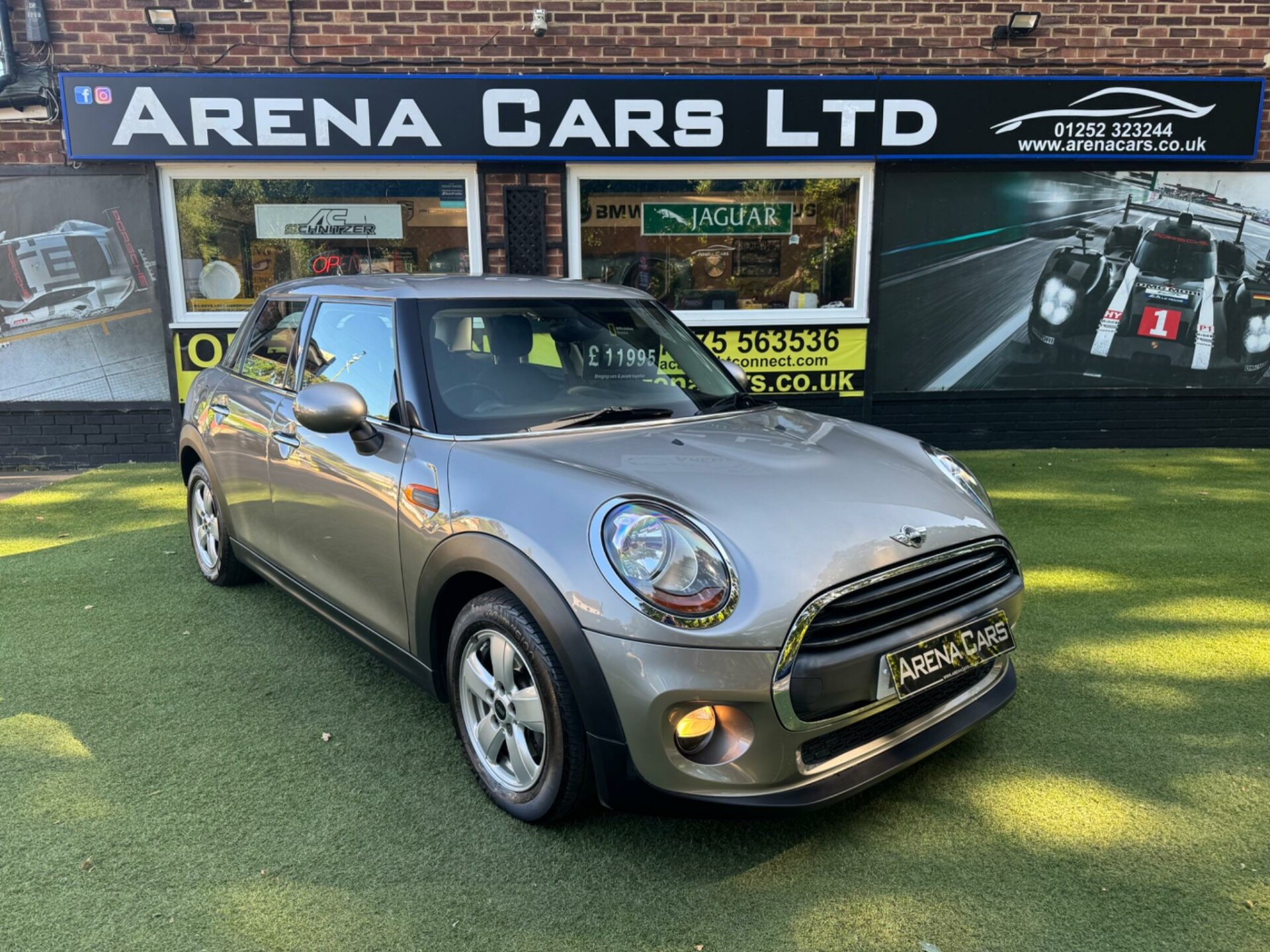 MINI Hatch