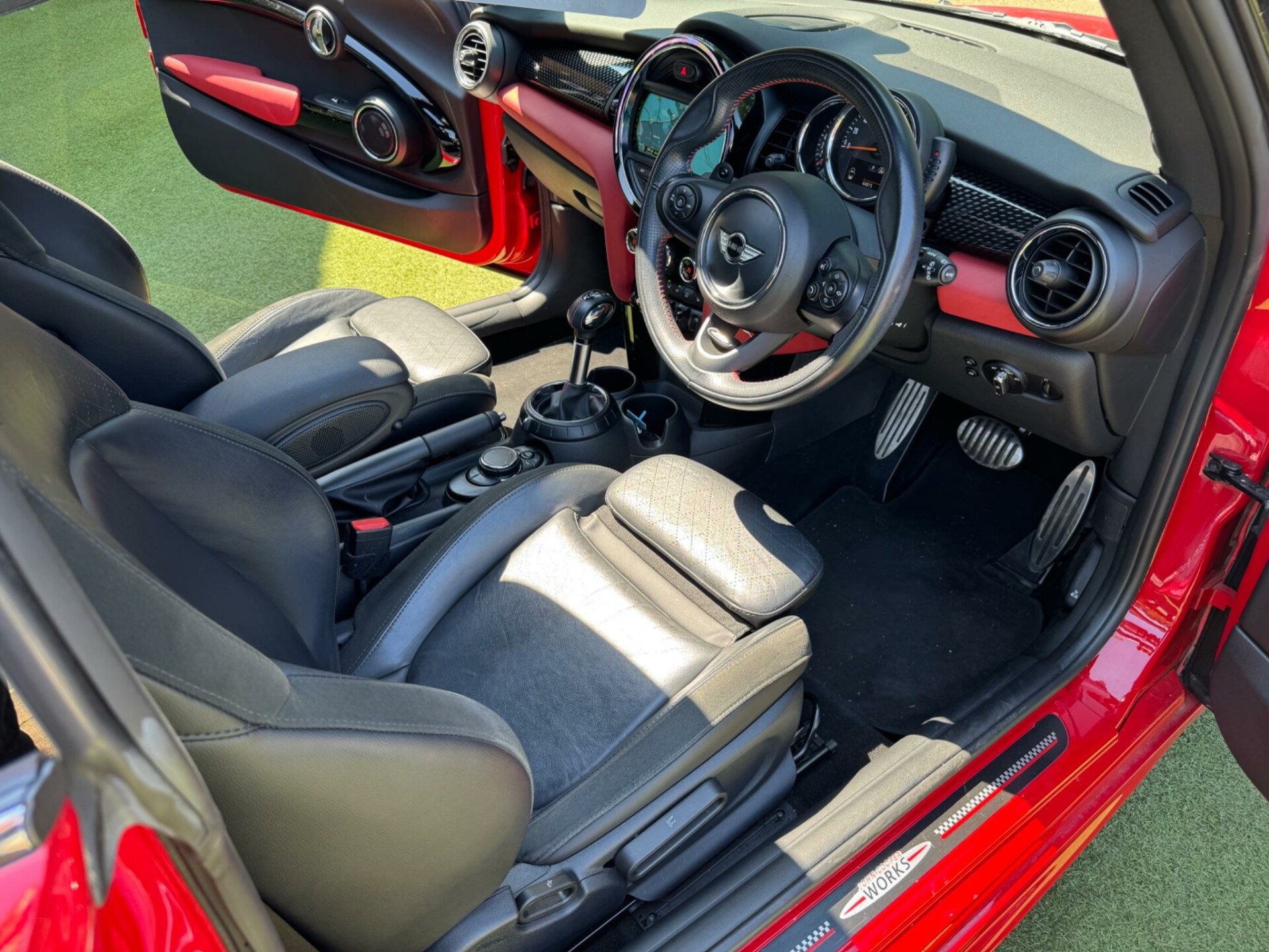 MINI Hatch