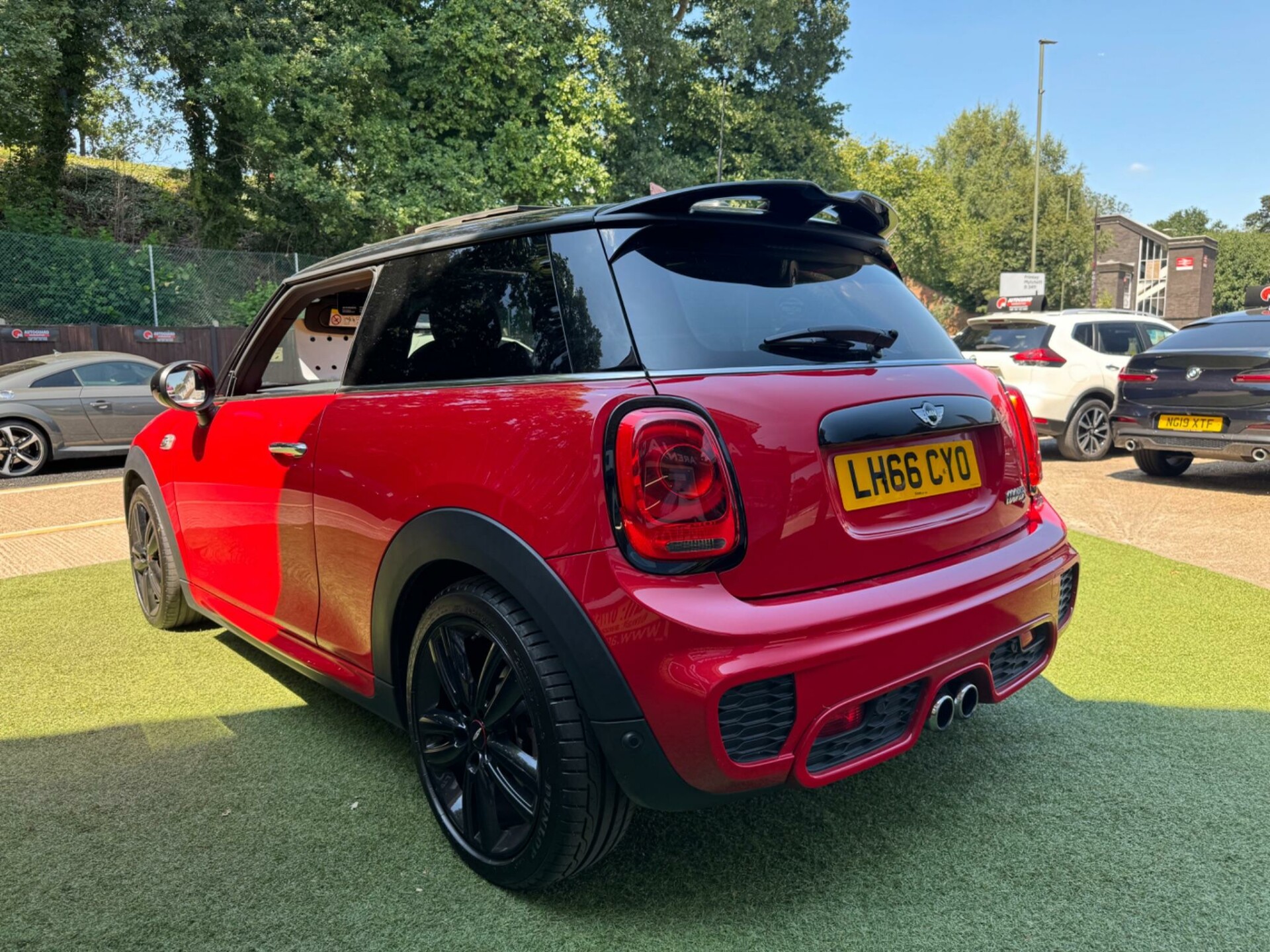 MINI Hatch