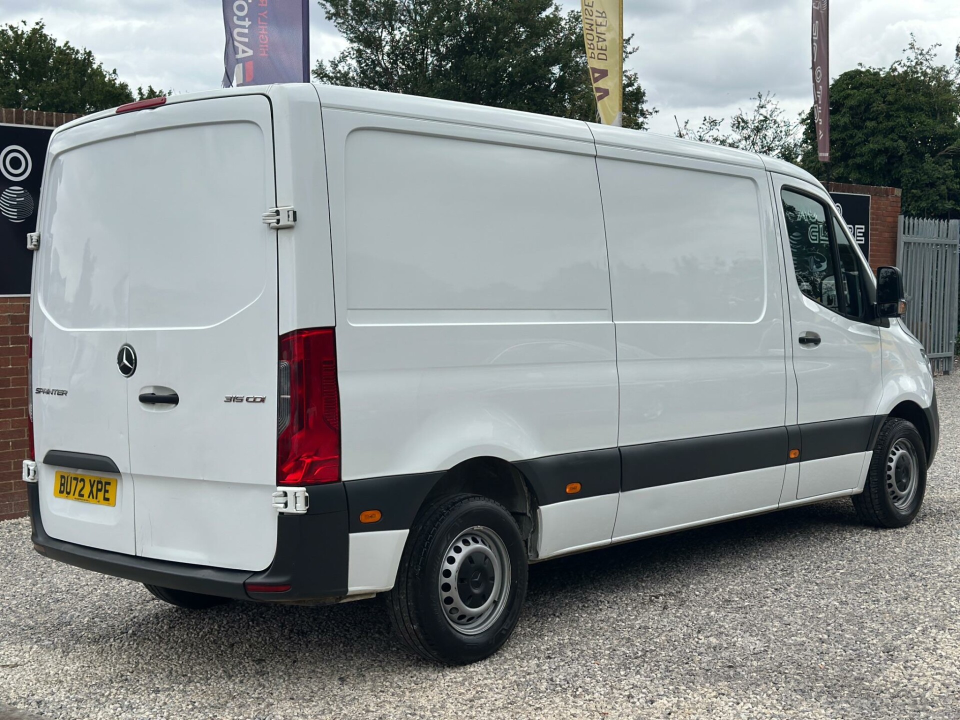 Mercedes Benz Sprinter