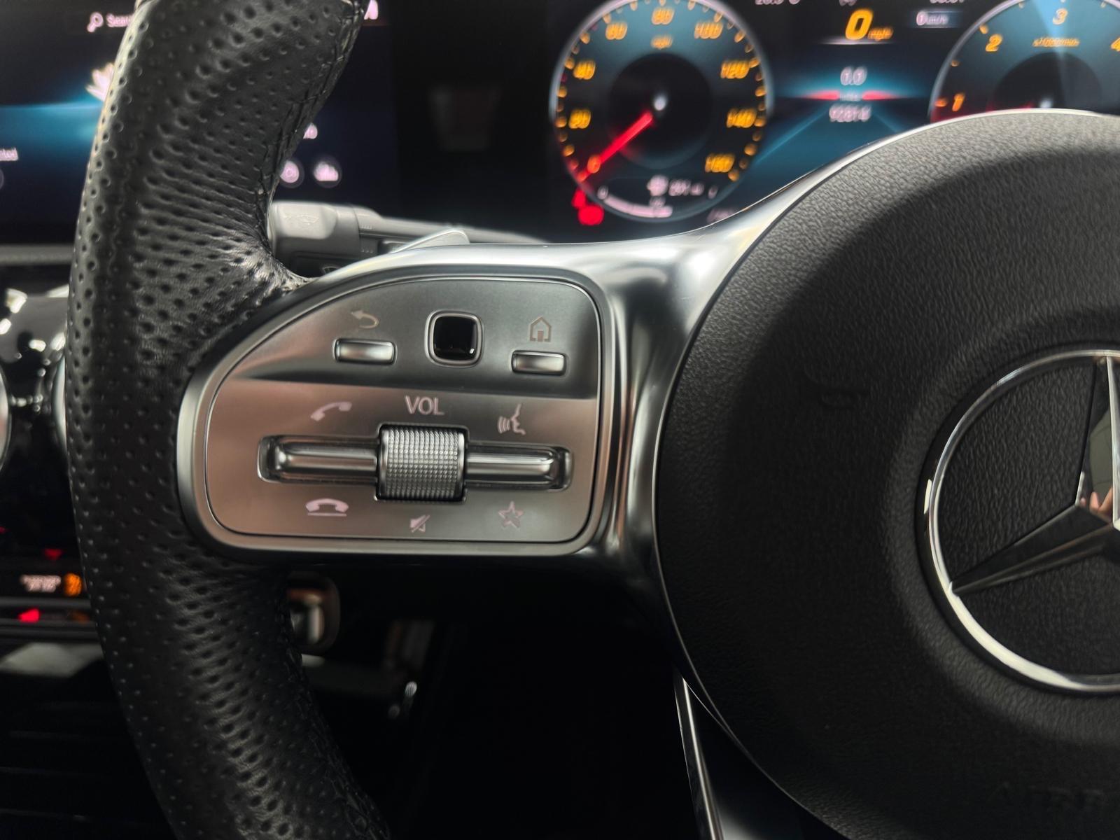 Mercedes Benz CLA