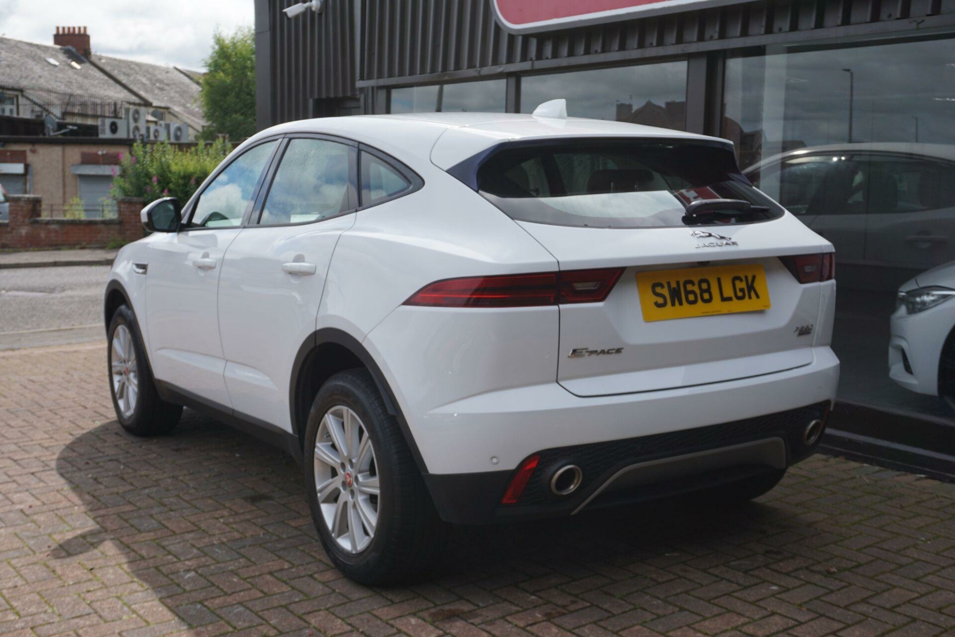 Jaguar E Pace