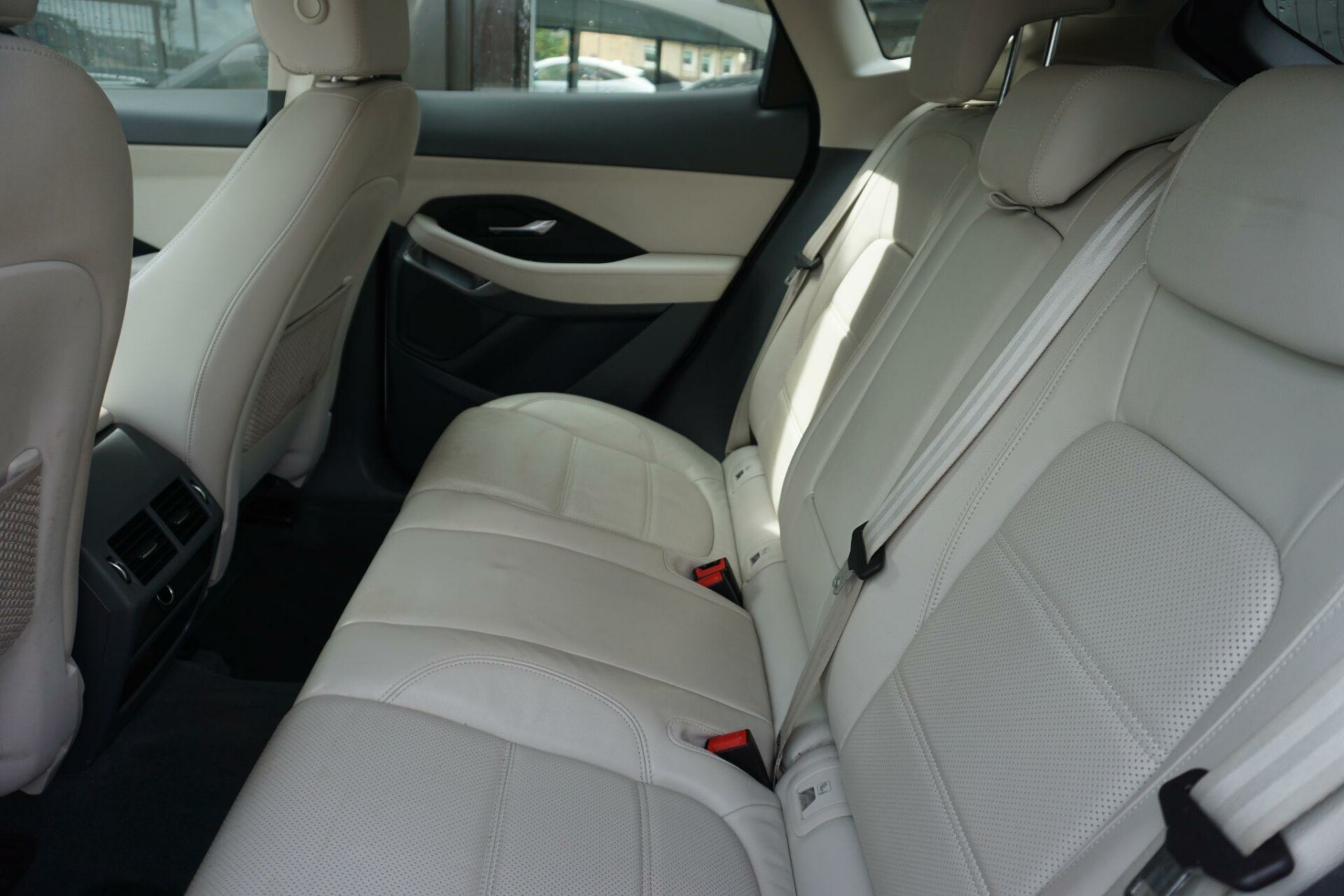 Jaguar E Pace