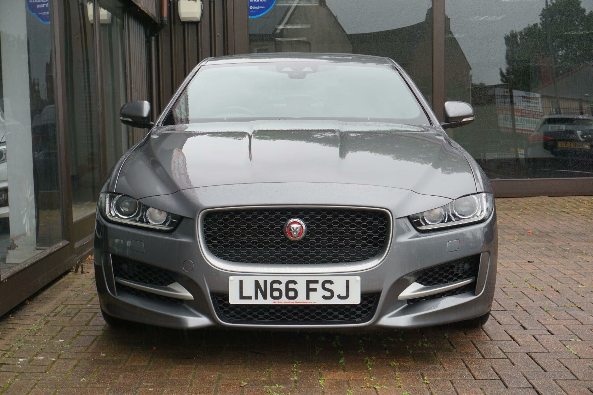 Jaguar XE