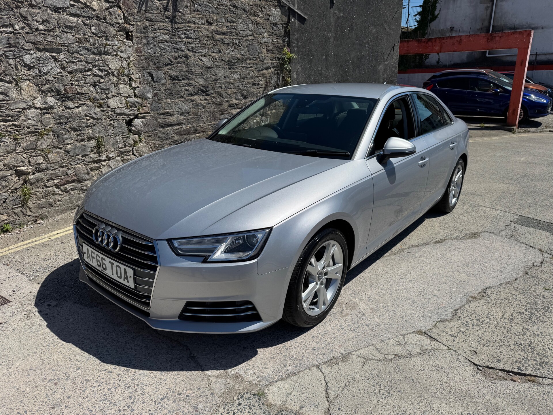 Audi A4