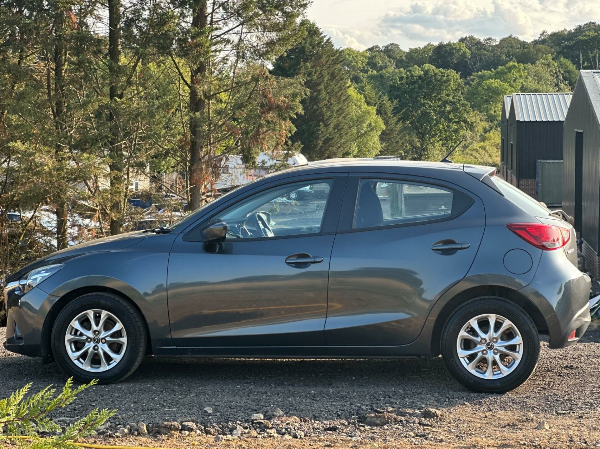Mazda 2