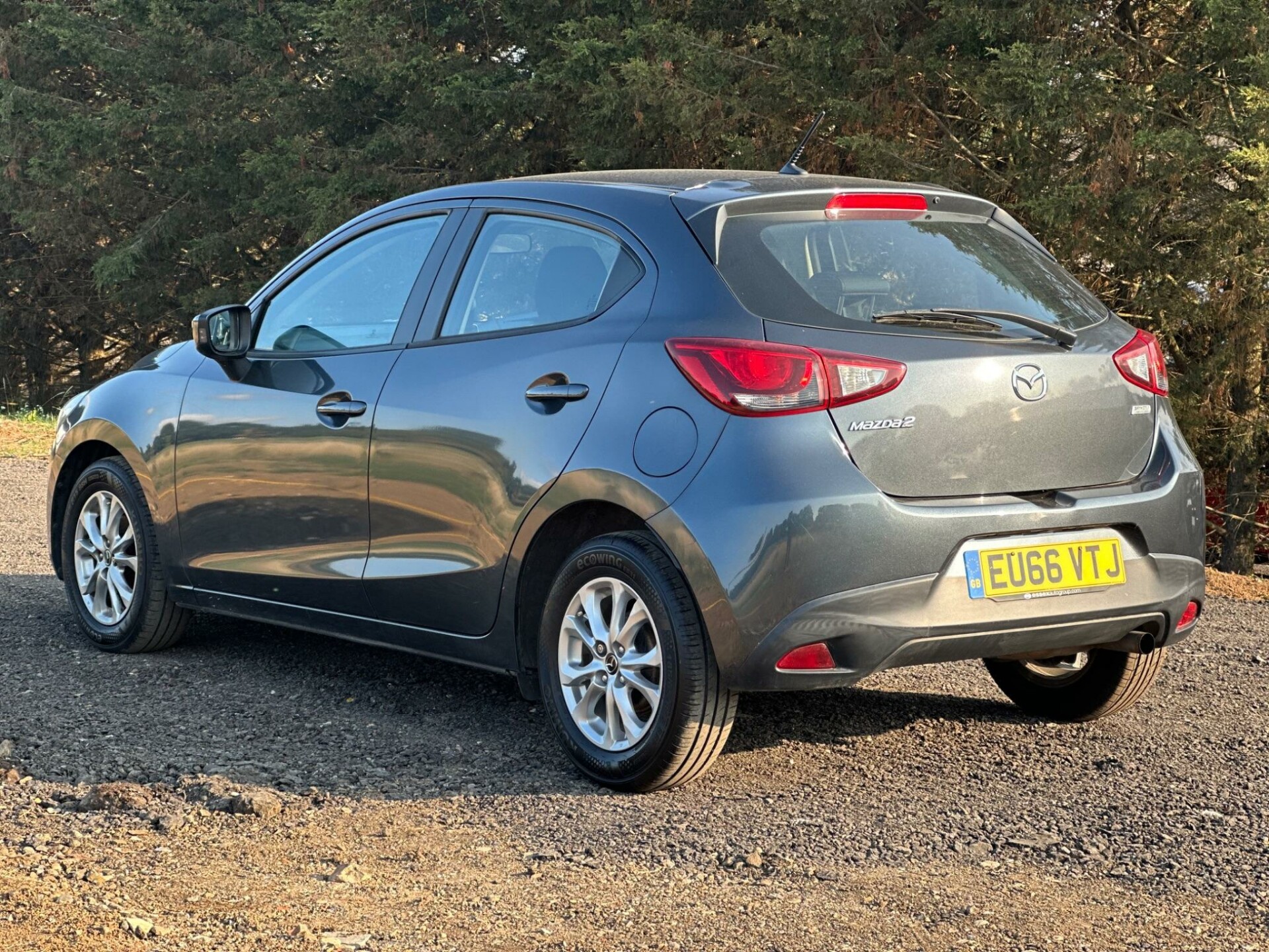 Mazda 2