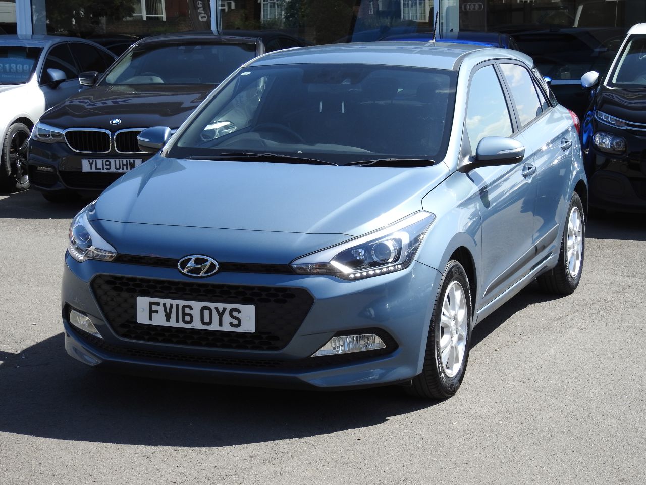 Hyundai i20