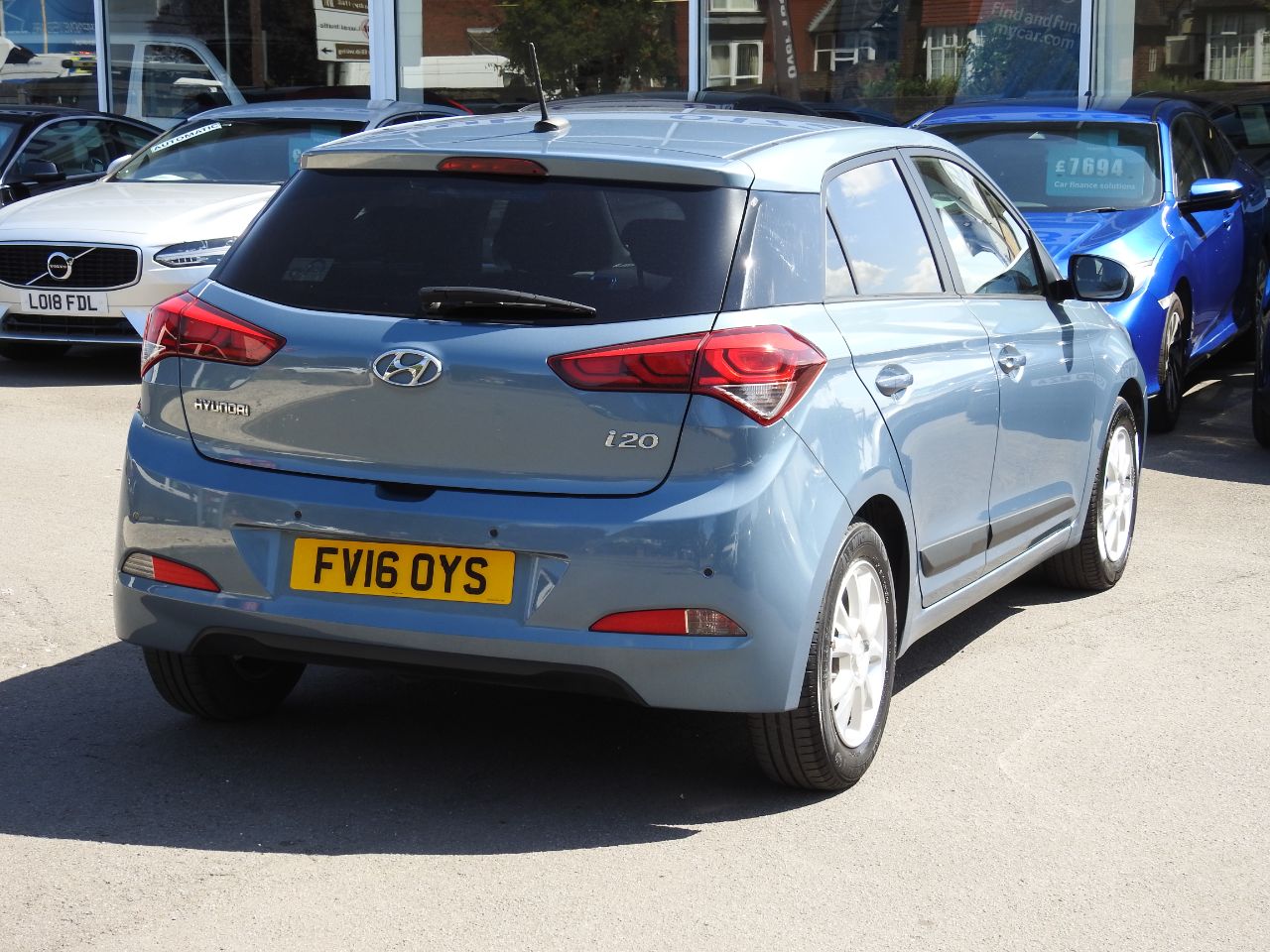 Hyundai i20