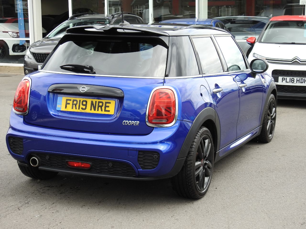 MINI Hatch