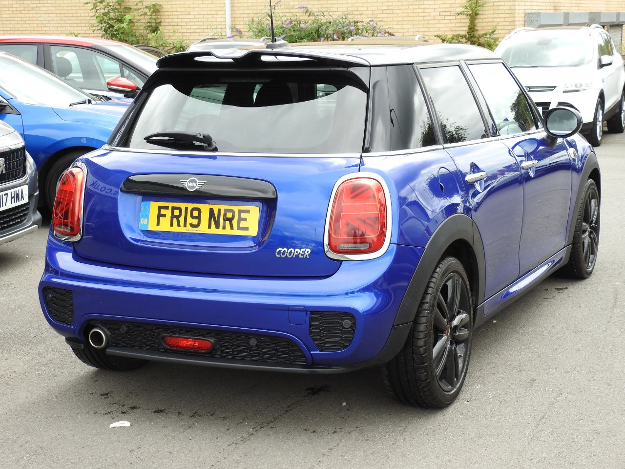 MINI Hatch