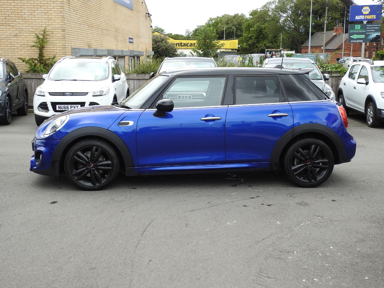 MINI Hatch