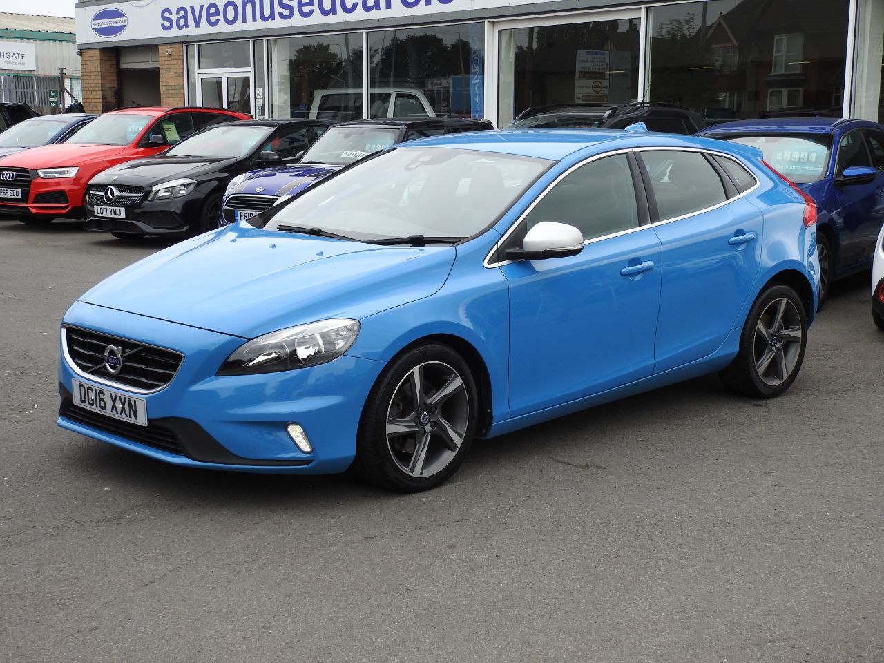 Volvo V40
